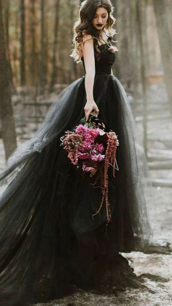Gwen Stefani black wedding dress